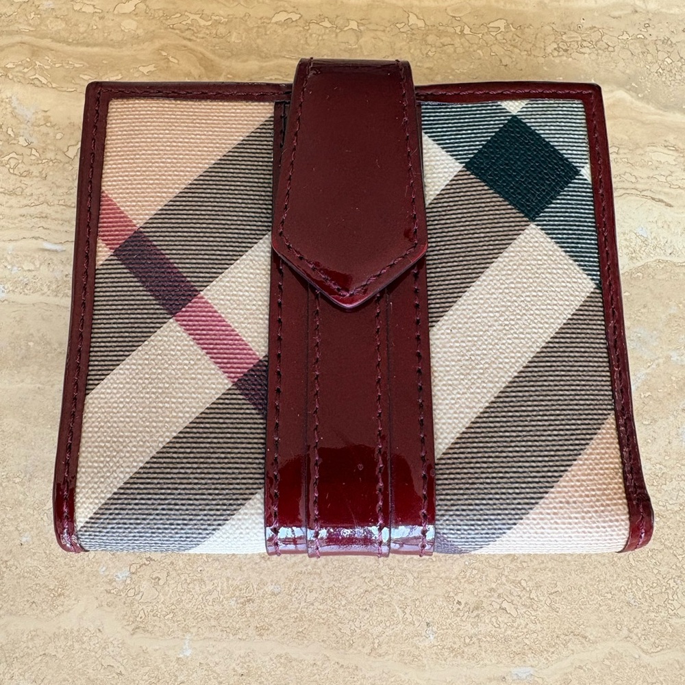Burberry Super Nova Check Berry and Beige Leather Wallet - Picture 3 of 16